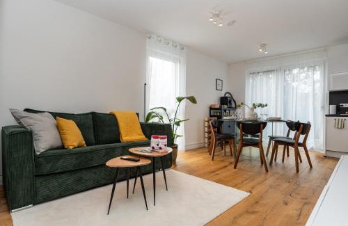 Floridsdorf Appartement | NobleNest: Terrasse - Netflix - Kaffee