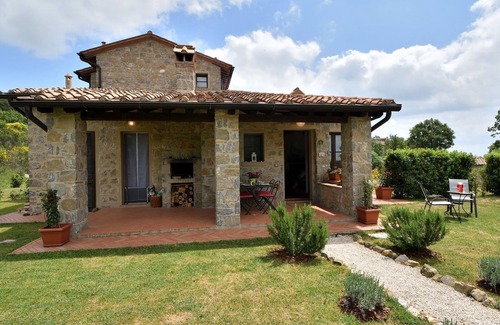 Roccalbegna Appartement | Nocciola, Poderone, Roccalbegna, Grosseto and Maremma