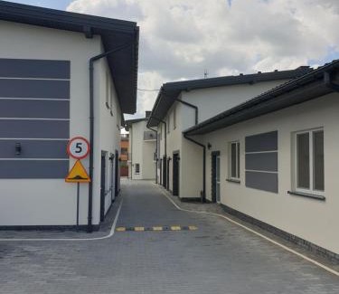 Brzeziny Maison | Nocleg Greys