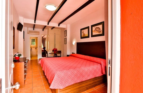 Santo Tome Hôtel | Noguera de la Sierpe