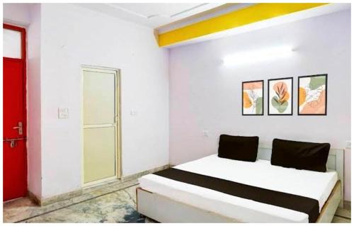 Sector 27 Hôtel | NOIDA HOTEL Maharaja # Near The Great India Place Theme Park and Metro Station - Free Parking And Wi-fi Facilities - A Premium Hotel In Noida