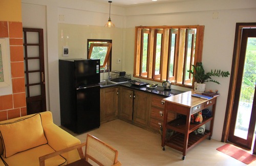 An Tay Maison | Nomad Hill Hue - Spacious View Country