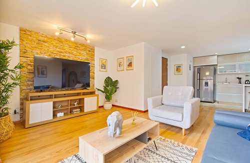 El Poblado Appartement | Nomad's Dream Condo el Poblado 300MBS, Pool, Gym