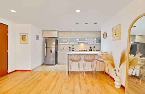 El Poblado Appartement | Nomad's Dream Condo el Poblado 300MBS, Pool, Gym