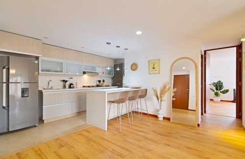El Poblado Appartement | Nomad's Dream Condo el Poblado 300MBS, Pool, Gym