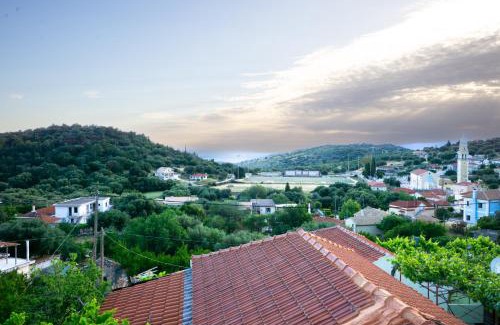 Faraklata Appartement | Nonna's Eftihia cottage on the hill