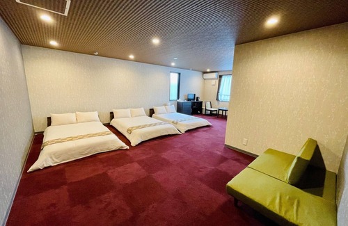 Narita Hôtel | NonsmokingSemidouble family room with cypress bath / Narita Chiba