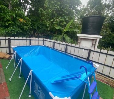 Kampung Sungai Raga Chalet De Ski | Noor Muhammad Roomstay