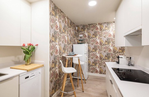 Gornal Appartement | Cozy apartment close to Fira Barcelona