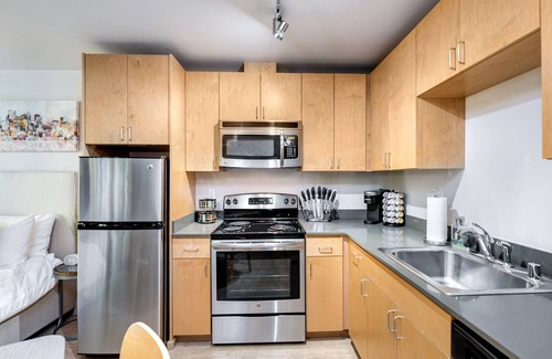 North Beacon Hill Appartement | North Beacon Hill studio apartment, just a quick 2-mile drive to major hospitals