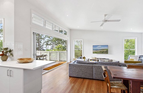 Bendalong Maison | North Bendy Beach House située en face de Flatrock Beach et de Dee Beach.