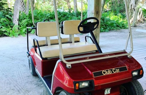 Jose's Hideaway Maison | NORTH CAPTIVA ISLAND Steps to Private Gulf Beaches Pools Hot Tub Golf Cart