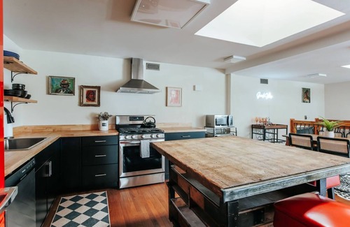 Staunton Appartement | North Central Loft-Appartement-Salle de bain privée séparée