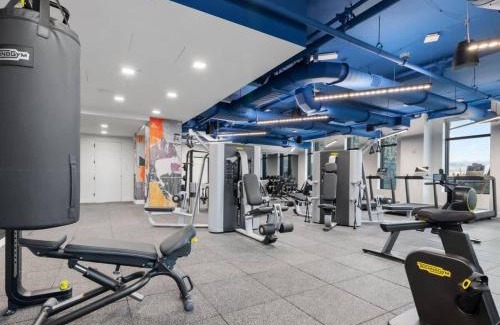 Downtown Boston Maison | North End TD Garden Condo Shared Pool & Rooftop