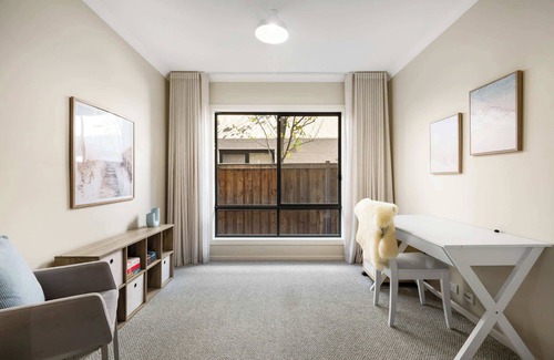 North Geelong Maison | North Geelong Getaway Modern 4-Bedroom Home