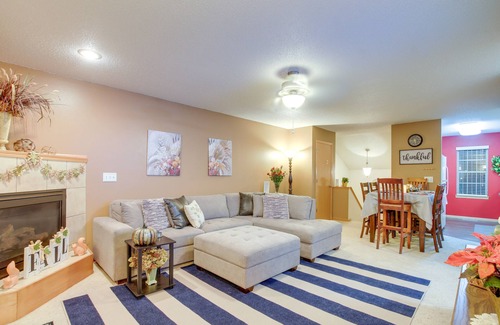 North Liberty Maison | North Liberty Townhome Near U of I + Hospitals!