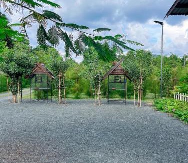 Mae Pong Maison | North Pine Forest Homestay บ้านไม้สนโฮมสเตย์