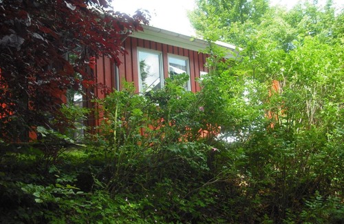 Bremke Maison | North Sea Holiday Home in Horumersiel with Terrace, Barbecue