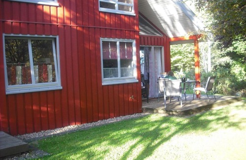 Bremke Maison | North Sea Holiday Home in Horumersiel with Terrace, Barbecue