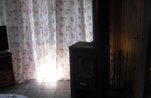 Bremke Maison | North Sea Holiday Home in Horumersiel with Terrace, Barbecue