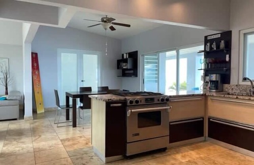 Bravos de Boston Maison | North Shore Pointe - Spectaculaire Ocean Front