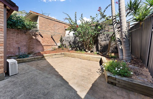Cremorne Maison | North Shore Spacious 2BR Home in Cremorne