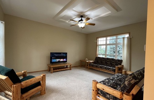 Northfield Maison | Northfield home with cabin décor