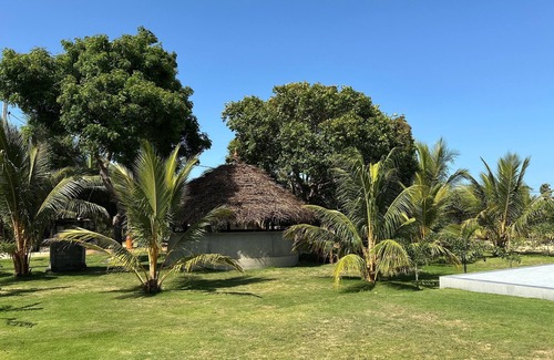 Pachchilaipalli Villa | North joy resort Villa