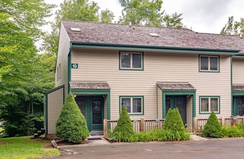 Timberline Copropriété | Northwoods F2 Northwoods F2 - Walk-to-Slope, Remodeled 2025