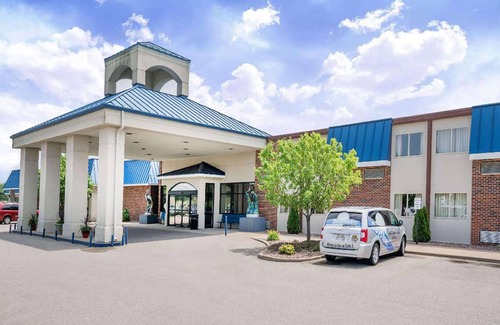 La Crosse Hôtel | Norwood Inn and Suites Lacrosse - 2 Queen Bed Non Smoking