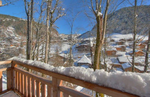 Morzine Chalet De Ski | Nosefosa - Magnifique chalet neuf avec piscine intérieure