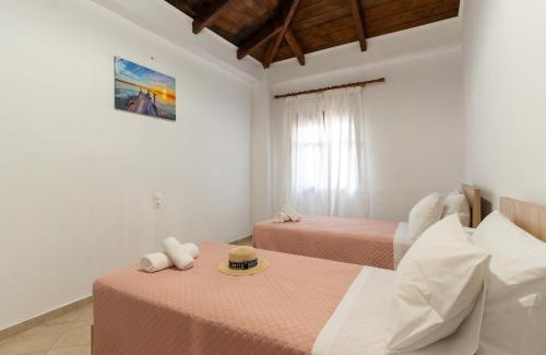 Karpenisi Appartement | Notio Holiday Home in Laganas