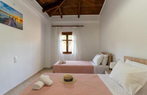 Karpenisi Appartement | Notio Holiday Home in Laganas