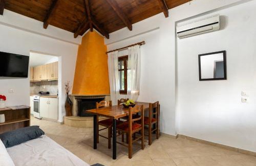 Karpenisi Appartement | Notio Holiday Home in Laganas