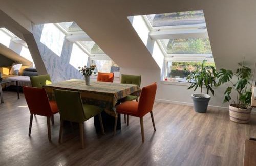 Bec-de-Mortagne Appartement | Nouveau ! Au Bec de Mortagne, joli appartement pour 4 personnes avec 2 chambres, zéro six soixante dix huit soixante treize trente six quatre vingt onze