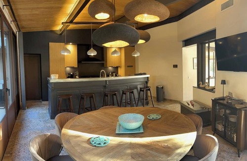 Bedoin Villa | Nouveauté Exceptionnelle: SUPERBE VILLA au pied de la montagne du Mont Ventoux