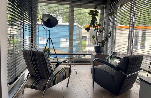 Hoofddorppleinbuurt Location De Bateaux | Nova Houseboat Deluxe. 180m2 Water villa on the Amsterdam Lake with free bikes