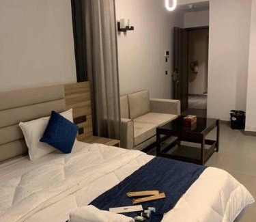 Noida Appartement | Nova Noida Stay By Uniqinn