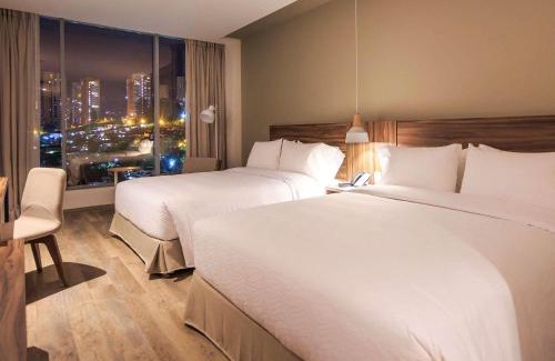 Los Naranjos Hôtel | Novotel Medellin El Tesoro