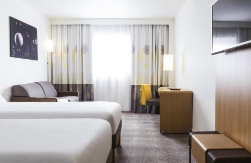 Magny-les-Hameaux Hôtel | Novotel Saint-Quentin en Yvelines