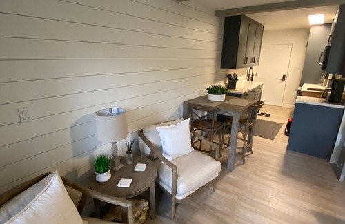 Koloa Copropriété | Now Booking! Enjoy your next vacation in our newly remodeled condo! Pool, A/C!