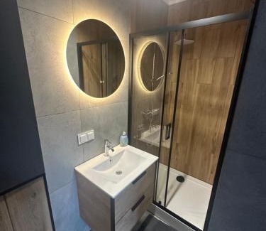 gmina Dopiewo Appartement | Nowa Apartmenty - parking lotniskowy