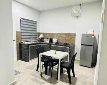 Mersing Chalet De Ski | NoWa Residence Rumah Kuning
