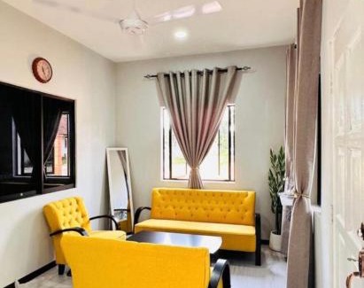 Mersing Chalet De Ski | NoWa Residence Rumah Kuning