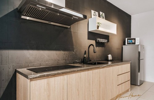 Kuala Lumpur Appartement | [Nowhere] 2BR/2BA Apartment with Balcony and WiFi in Ampang KL
