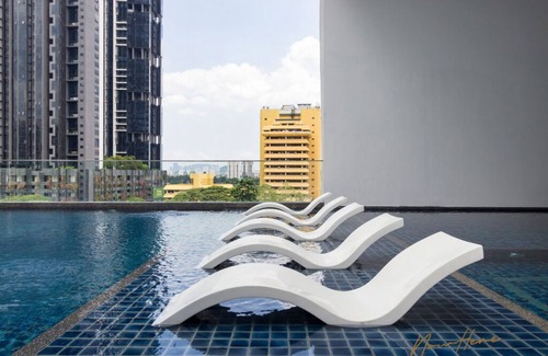 Kuala Lumpur Appartement | [Nowhere] 2BR/2BA Apartment with Balcony and WiFi in Ampang KL