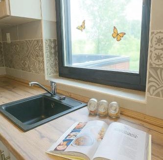 Szakoly Cabine | Nowhere Villa