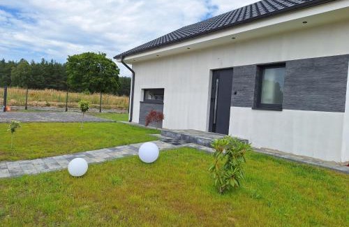 Cekcyn Maison | Nowoczesny wypoczynek - dom blisko jeziora i lasu