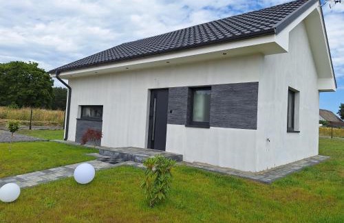 Cekcyn Maison | Nowoczesny wypoczynek - dom blisko jeziora i lasu