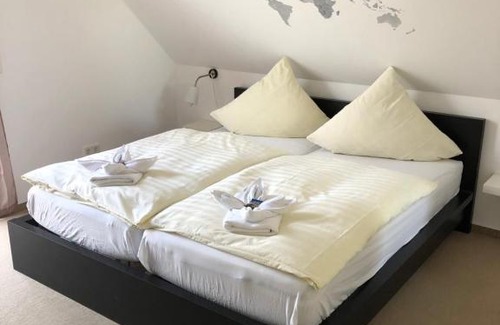 Steinheim Lit Et Petit-Déjeuner | NOX - Bed & Breakfast